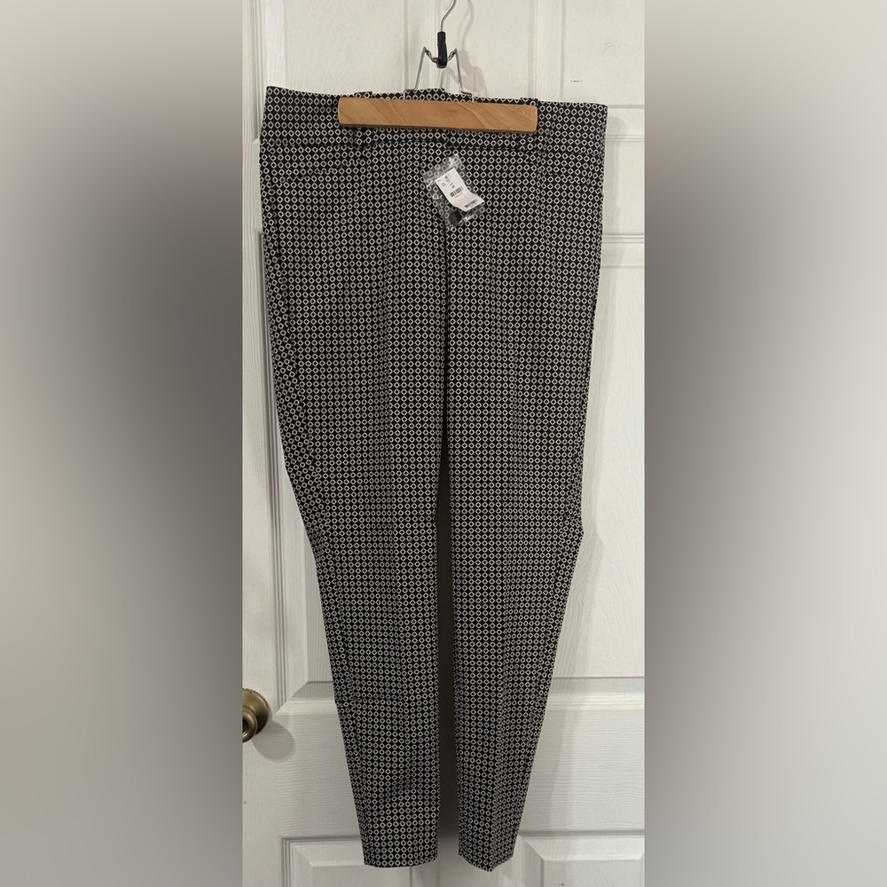 The Limited Dress Pants with Checkered Pattern in black, white and camel.